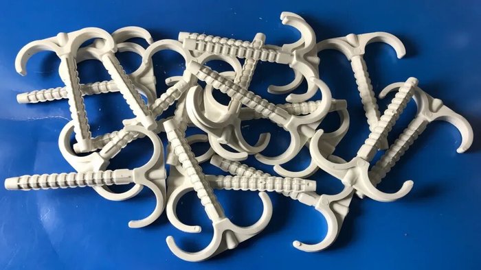 Где приобрести двойные дюбель-крюки для труб